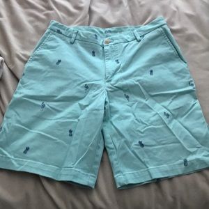 Men’s izod shorts, size 30